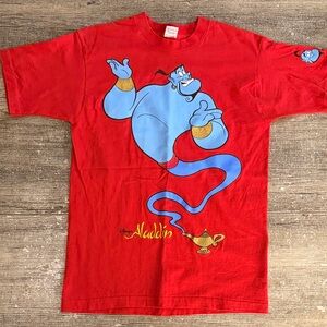 Disney vintage Aladdin Genie with sleeve hit red graphic t-shirt